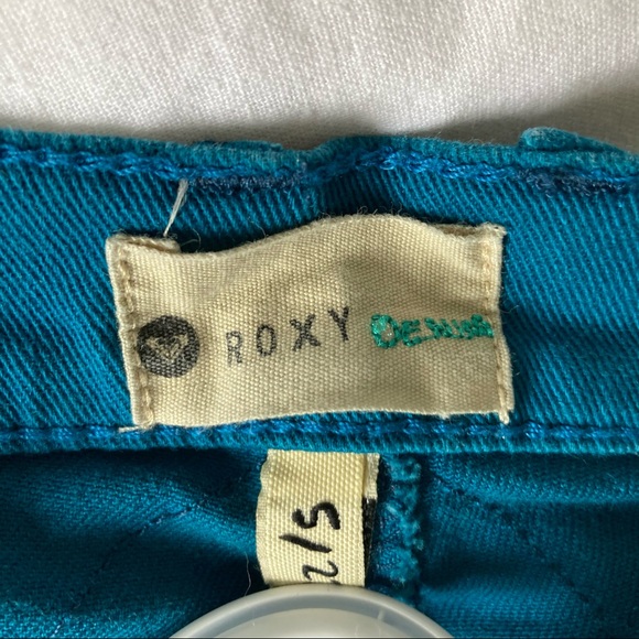 Roxy Teal Jean Short Shorts - Picture 4 of 4